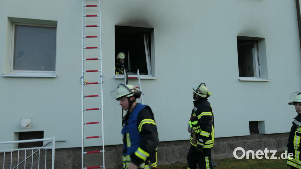 Ein Feuer in der Blumenstraße zerstörte die Einrichtung einer Wohnung. Bild: dob