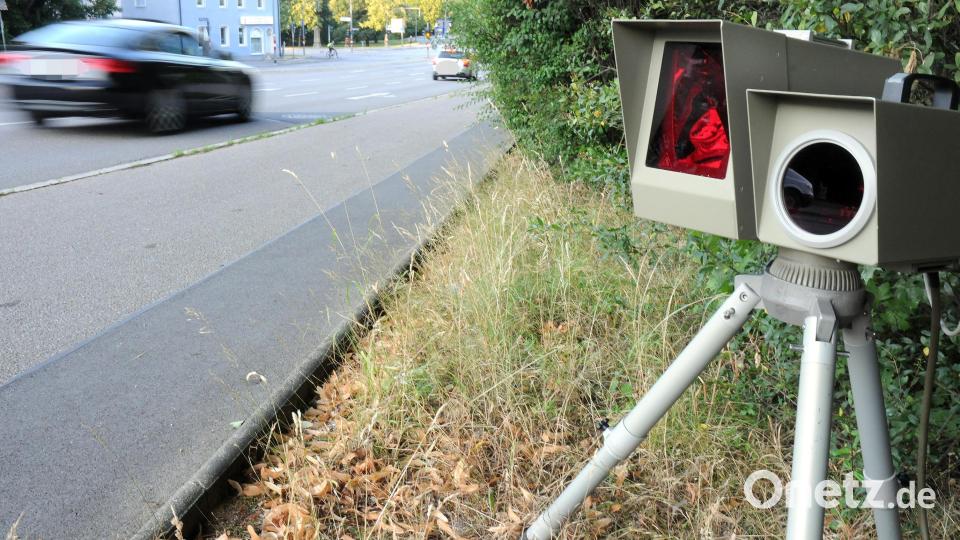 Auf Bayerns Straßen wird offenbar weniger gerast als in den Jahren zuvor. Ein Grund könnten die höheren Bußgelder sein. In der Oberpfalz scheint der Trend noch nicht angekommen zu sein. Archivbild: Stephan Huber
