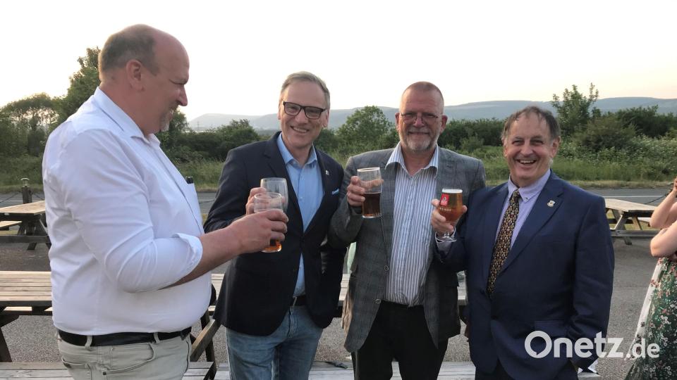 Beim Besuch in der Partnerstadt Pencoed, von links Andreas Riedl, Bernd Sommer, Dr. Lutz Haß und Barry Doughty. Bild: Stadt Waldsassen/exb