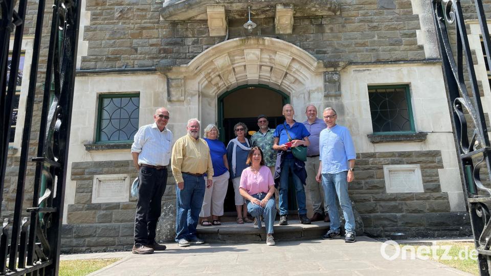 Eine Delegation aus Waldsassen mit Dr. Lutz Haß, Bernd und Doris Somme sowie Andreas Riedl besuchte die Partnerstadt Pencoed. Bild: Stadt Waldsassen/exb