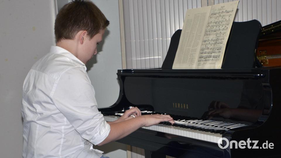 Maximilian Zahn spielte &quot;Für Elise&quot;. Bild: zch