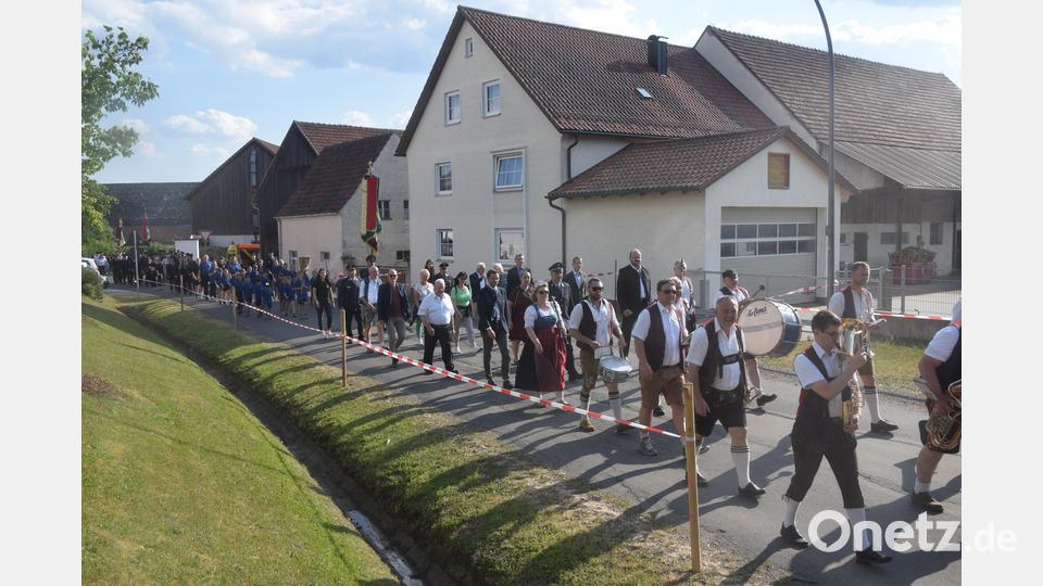 Bechtsrieth feiert 140 Jahre Feuerwehr. Bild: fz