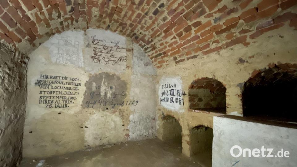 So sieht es im Innern der Gruft aus, die sich unter dem Langhaus der Lintacher Kirche befindet, Bild: gri