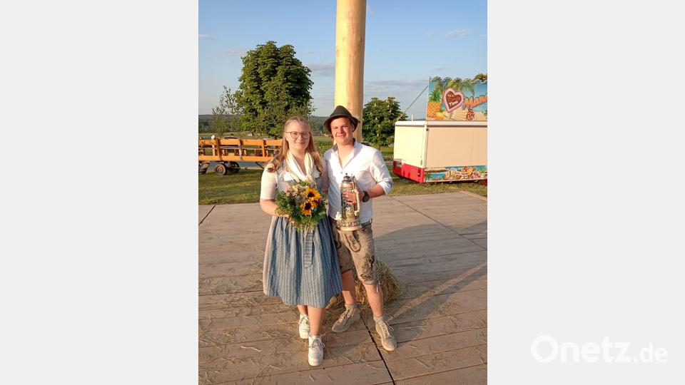 Das Oberkirwapaar 2023: Jana Münch und Marwin Birner Bild: Astrid Freitag