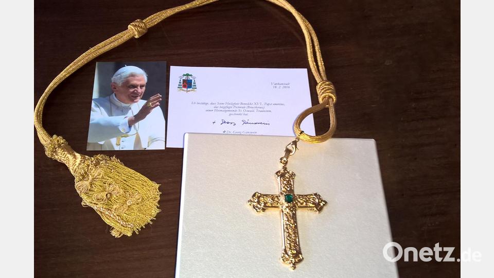 Das gestohlene Brustkreuz Bild: BLKA