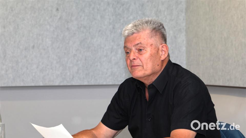 Raimund Mader las aus seinem Buch &quot;Engel und der Fluch des Golem&quot; im Museum. Bild: Museum Flucht – Vertreibung – Ankommen/exb