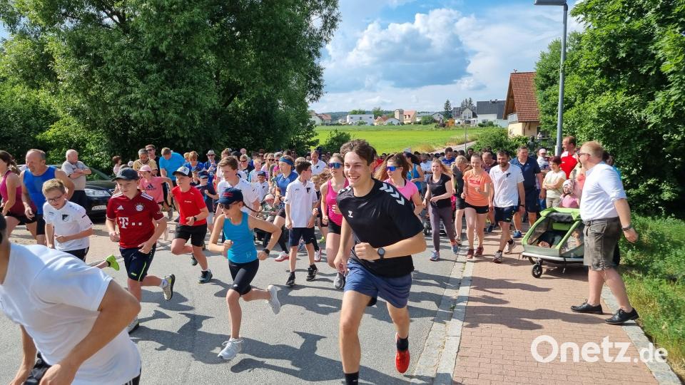 Großes sportliches Engagement für einen guten Zweck zeigen alljährlich die Schnaitenbacher beim Bürgerlauf anlässlich der Vituskirwa. Bild: ads