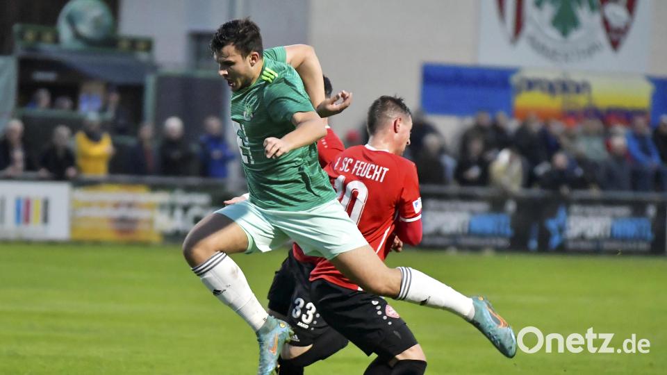 Für Giuliano Nyary (links) verlief das erste Testspiel der DJK Ammerthal extrem bitter. Archivbild: Hubert Ziegler