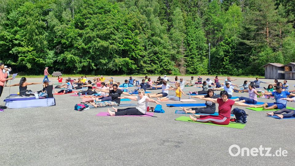 Die Gäste beim Pilates und Yoga. Bild: gis