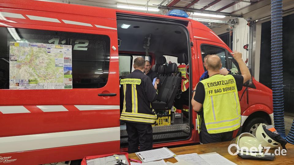Mehr als 200 Einsatzkräfte arbeiteten die ganze Nacht. Bild: Kreisbrandinspektion Bayreuth