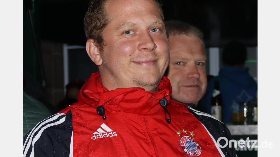 Die Freude im Gesicht hat irgendetwas mit der Bayern-Jacke zu tun. Und natürlich mit dem Altstadtfest! Bild: mfh