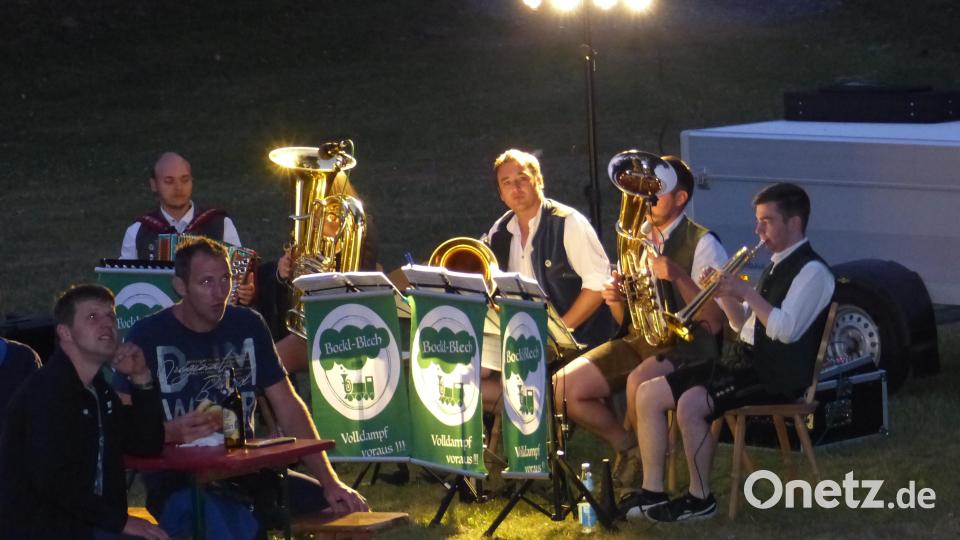 Die „Bockl-Blech“ spielten bei dem Dreifachfest auf. Bild: sl