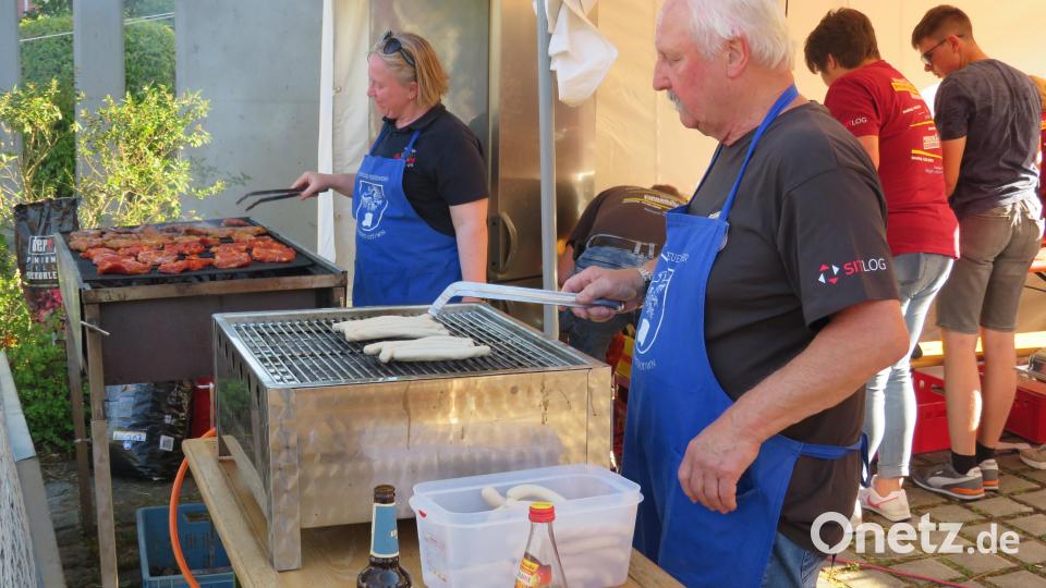 Fest rund ums Rathaus Altenstadt/WN Bild: adj