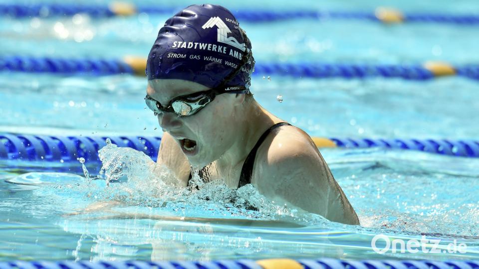 Magdalena Matz vom TV 1861 Amberg beim Wettbewerb über 100 m Brust. Bild: Hubert Ziegler