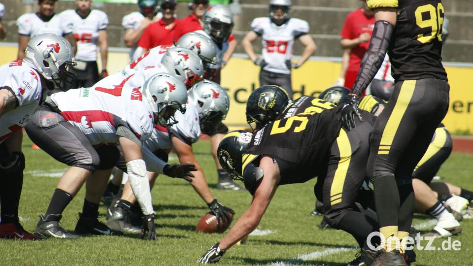 Die Mad Bulldogs (rechts) standen den Franken Knights gegenüber. Bild: Michael Sandner/Amberg Mad Bulldogs