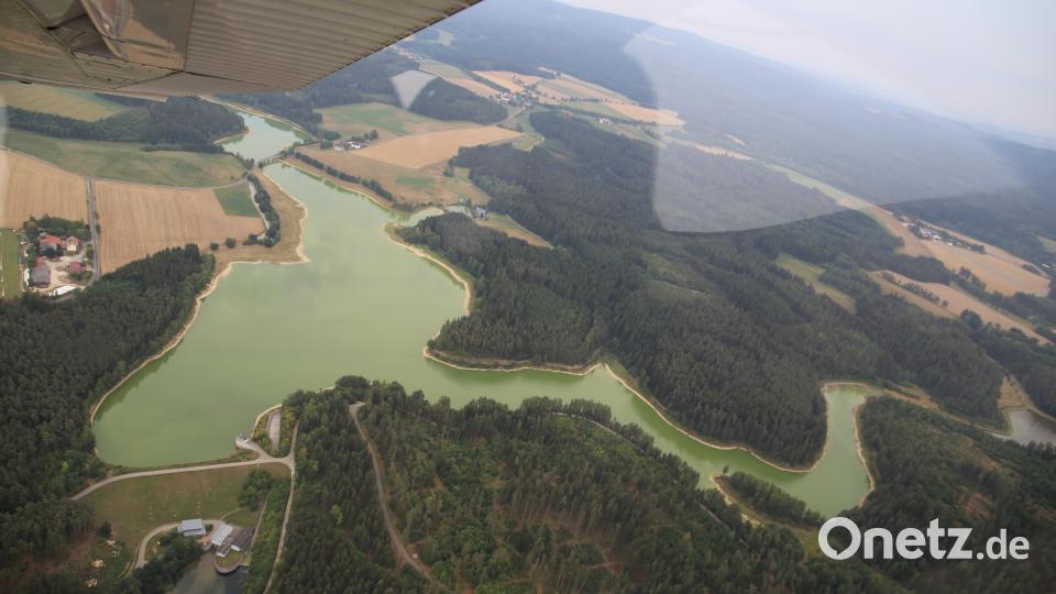 Diese Aussicht zeigt sich den Piloten und Luftbeobachtern der Luftrettungsstaffel vom Stützpunkt Weiden-Latsch. Bild: jak