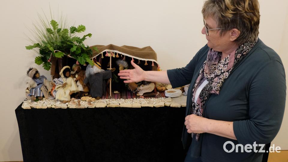 Ohne Worte und doch lebendig: Beate Leis bringt den Menschen biblische Geschichten mit Erzählfiguren näher Bild: do