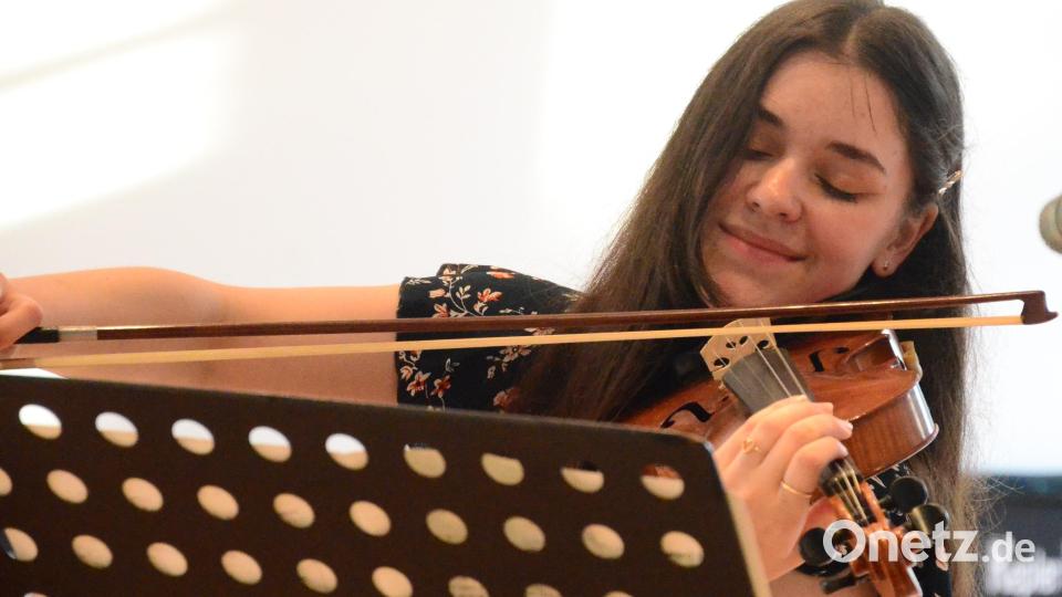 Virtuoses Geigenspiel von Nicoletta Isaak. Bild: Kunz