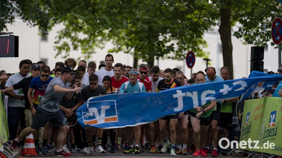 Bald fällt wieder der Startschuss für den Firmenlauf Amberg-Sulzbach. Bild: Philipp Lang/exb