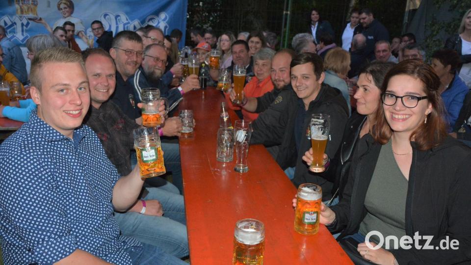 Die Besucher genossen „Rock in Staaz“. Bild: jr