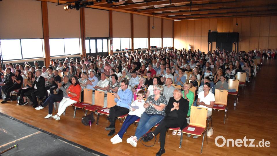 Das Sommerkonzert des Stiftland-Gymnasiums war sehr gut besucht. Bild: ubb