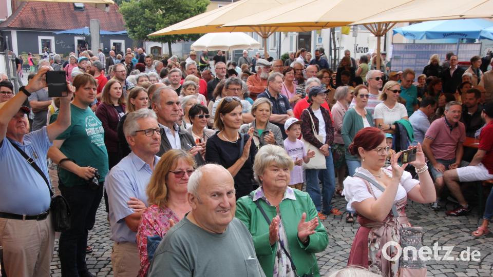Schon bei der Eröffnung des 41. Bürgerfestes war das Interesse enorm. Bild: kro
