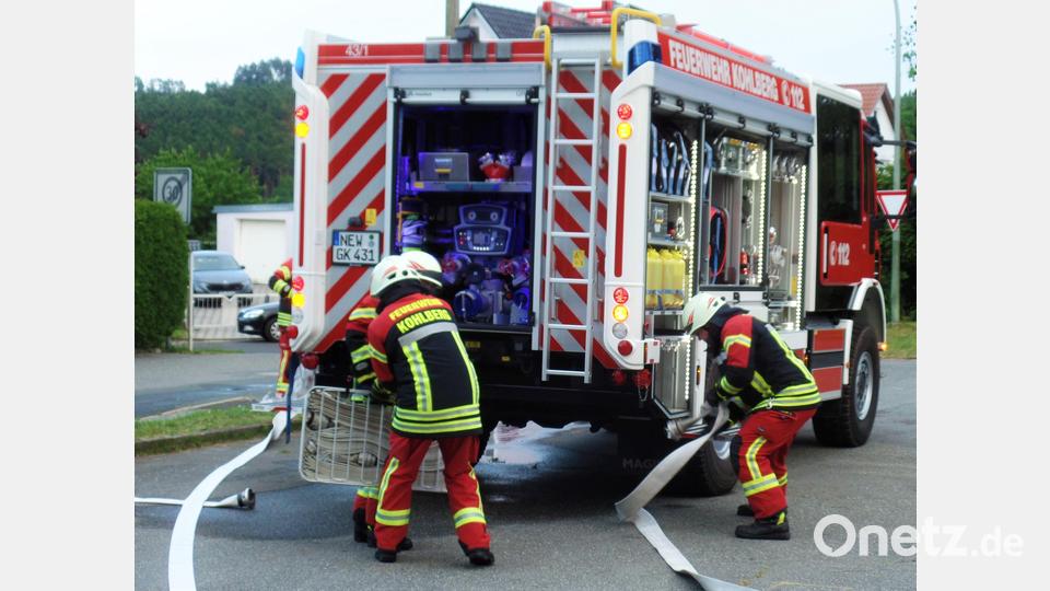 Jeder Handgriff der Prüngsteilnehmer muss sitzen, damit das Zusammenspiel klappt. Bild: jml