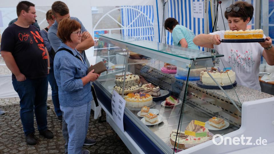Großer Andrang herrschte im &quot;Frauenbund-Café&quot;. Bild: do