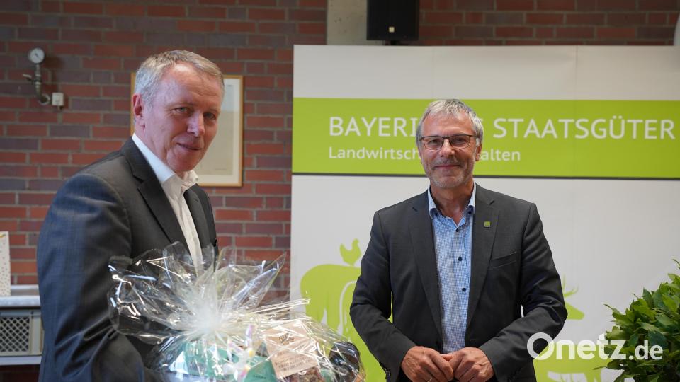 v.l. Helmut Konrad, Geschäftsführer Anton Dippold Bild: Rauh/exb