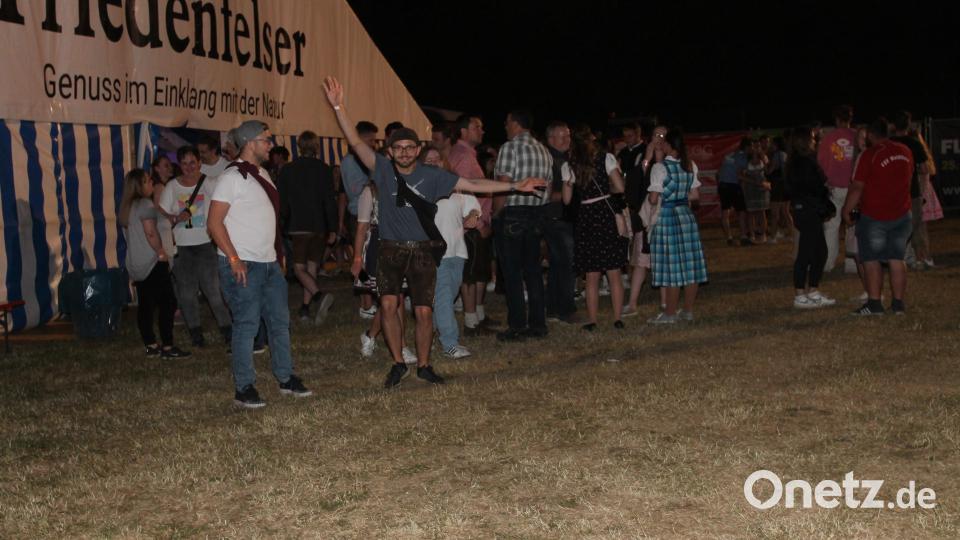 Partystimmung mit den &quot;Stoapfälzer Spitzbuam&quot; Bild: pi