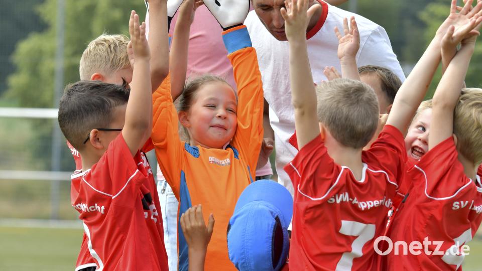 Jubel bei den G-Jugendlichen des SV Michaelpoppenricht Bild: Hubert Ziegler