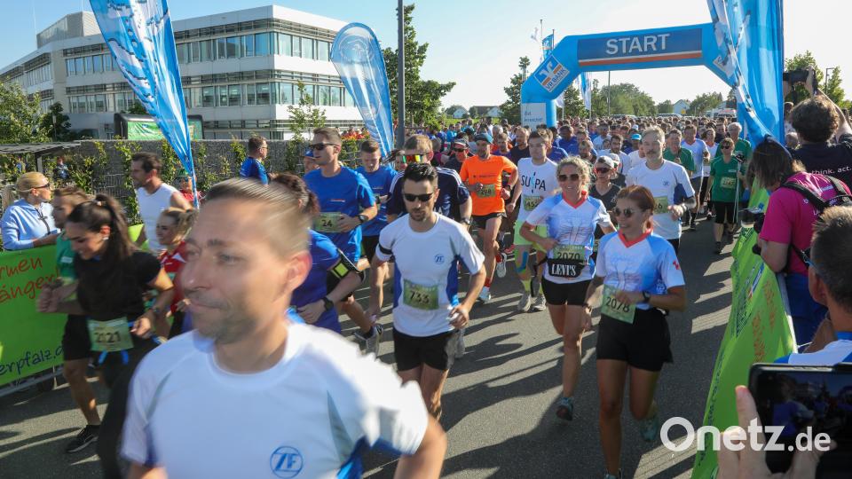Mit fast 2000 Teilnehmern war der Amberg-Sulzbacher Firmenlauf 2023 ein großer Erfolg. Bild: Wolfgang Steinbacher