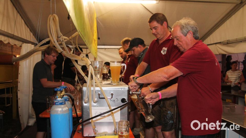 Partystimmung mit den &quot;Stoapfälzer Spitzbuam&quot; Bild: pi