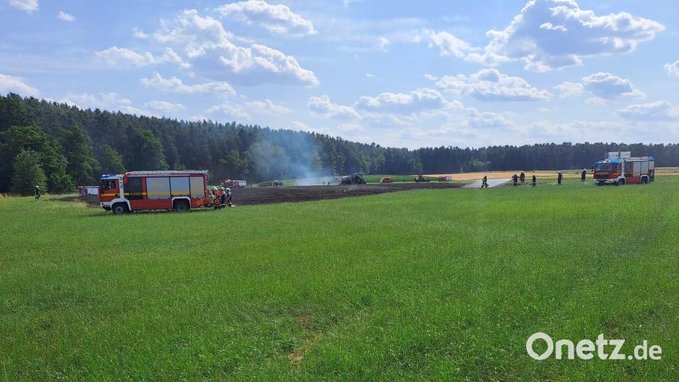 Auch bei Dürnsricht ist es zu einem Flächenbrand gekommen. Bild: Kreisbrandinspektion Amberg-Sulzbach/exb