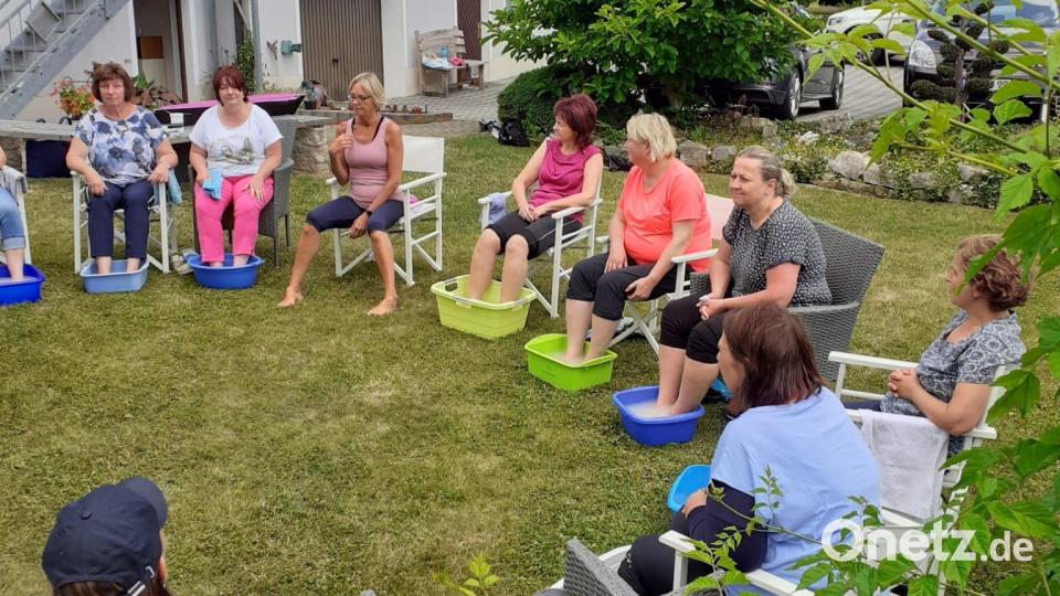 Beim Oasentag ließen es sich die Teilnehmerinnen gut gehen. Bild: Sandra Preitschaft/exb