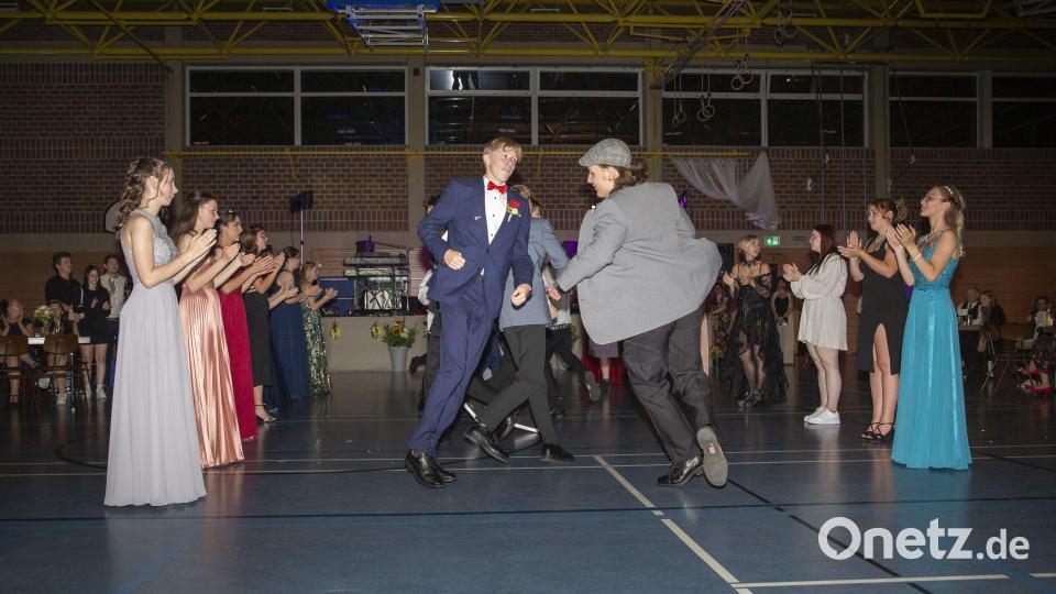 Abschlussball der Mittelschule in Windischeschenbach. Bild: Beate Hoge/exb