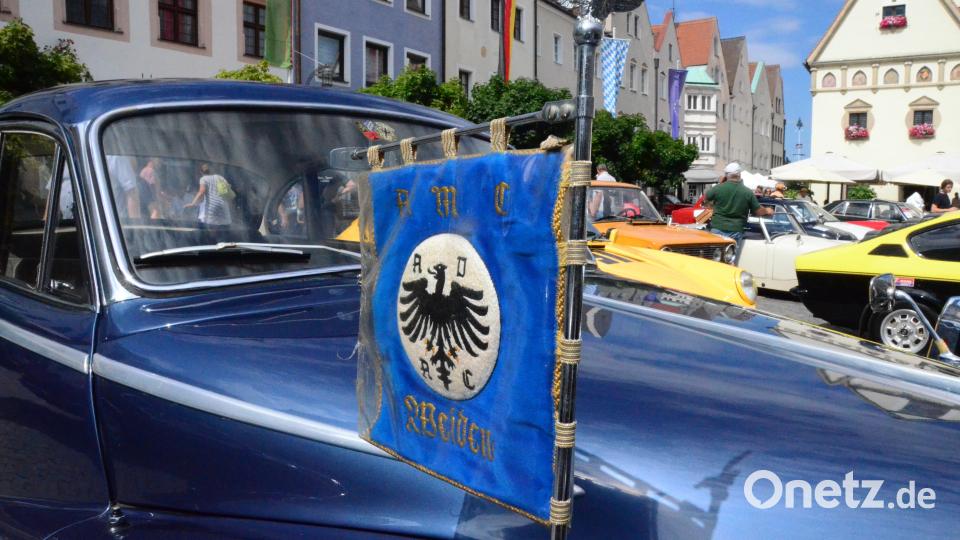 Der AMC Weiden zeigt Flagge. Bild: Kunz