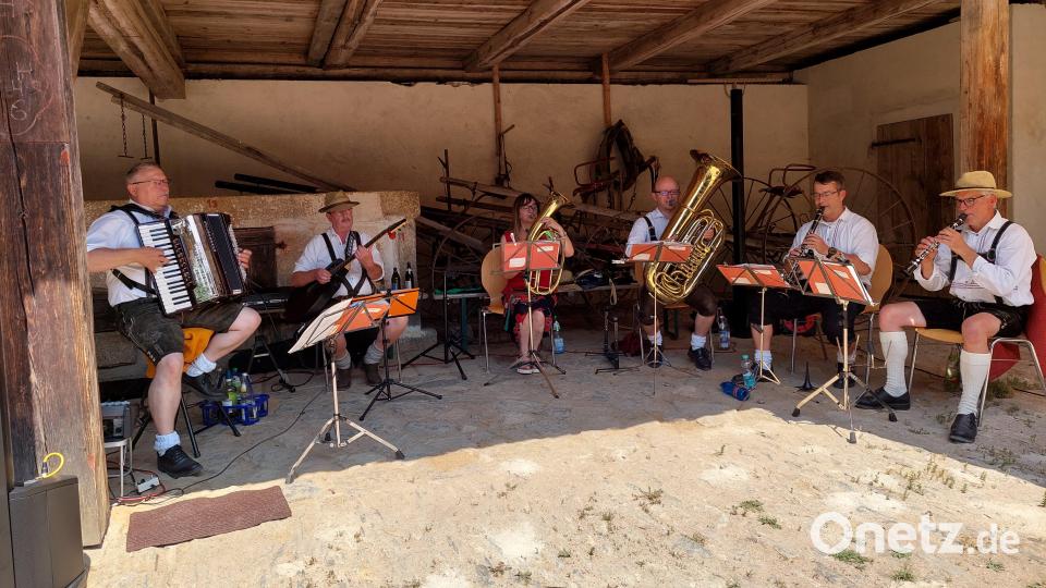 Die Musikanten bringen das Museum zum Klingen. Bild: jua