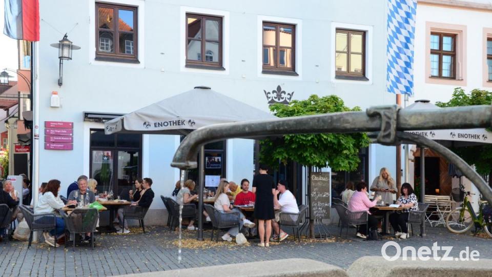 &quot;Das Louis&quot; ist nur ein Beispiel, dass in Weiden Läden und Gaststätten nicht nur schließen, sondern auch öffnen. Bild: Kunz