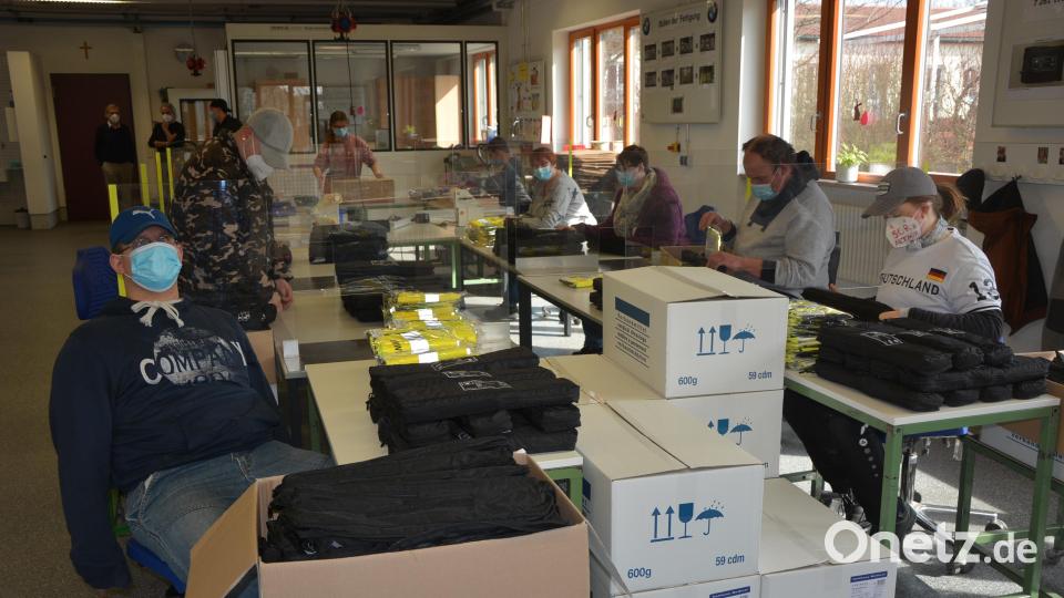 Auch während der Coronazeit wurde in den Stiftlandwerkstätten fleißig gearbeitet. Die Verantwortlichen wollen künftig noch mehr Mitarbeiter auf dem ersten Arbeitsmarkt unterbringen. Archivbild: jr