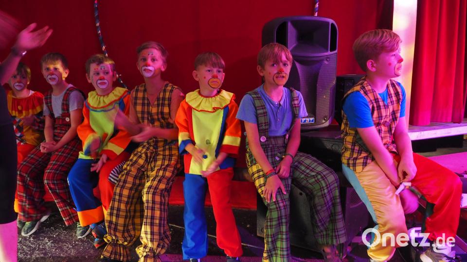 „Manege frei“ für die Grundschule Neustadt/WN Bild: krb