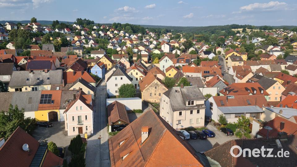 Wunderbar ist der Blick über Pressath vom Kirchturm aus. Bild: sne