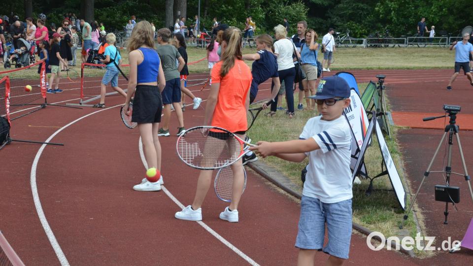 Tennis für Anfänger. Bild: Kunz