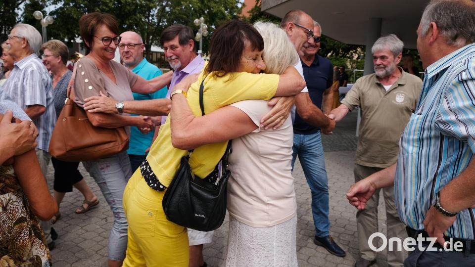 So kommt gelebte Freundschaft beim Wiedersehen zum Ausdruck. Bild: mab