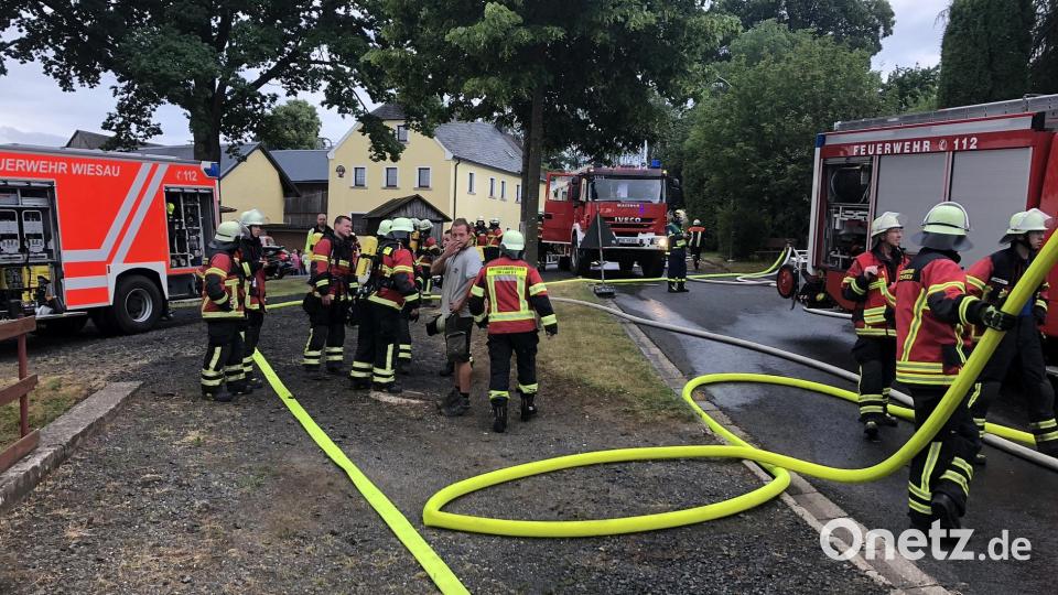 Blick auf einige Einsatzfahrzeuge. Bild: wro