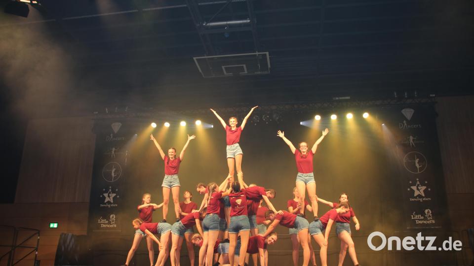 Die Diamond Dancers leiteten den Landeanflug ein. Bild: sne