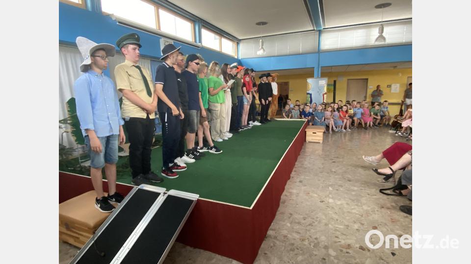 Das Theater- und Musikensemble der Grundschule Tännesberg. Bild: Josef Glas