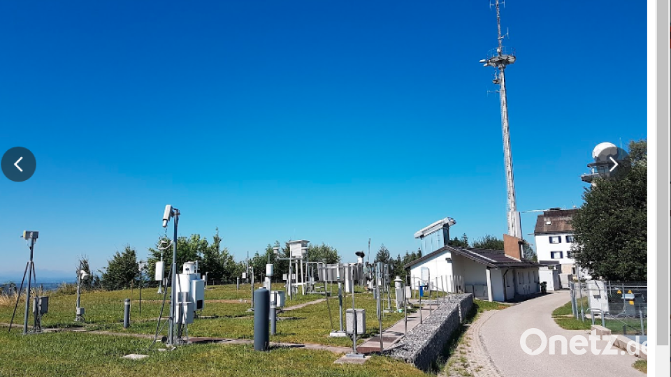Bei der Besichtigung der Klimastation des Deutschen Wetterdienstes sahen die Mitglieder des VdK Amberg-Nord auch die sensiblen Messgeräte. Bild: ads