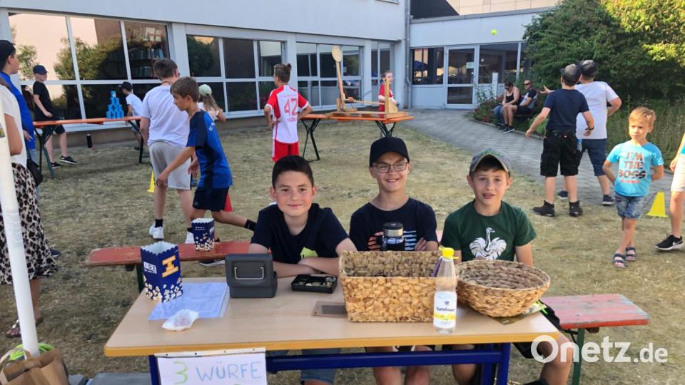 Beim Sommerfest der Realschule im Stiftland warteten die Jungs mit vielen Mitmachstationen auf. Bild: Realschule im Stiftland/exb