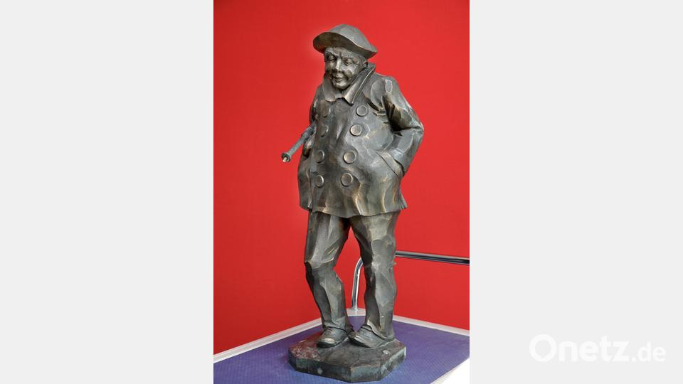 Den ehemaligen Wieselbrunnen zierte der Oberpfälzer Musikant aus Bronze. Bild: Wolfgang Steinbacher